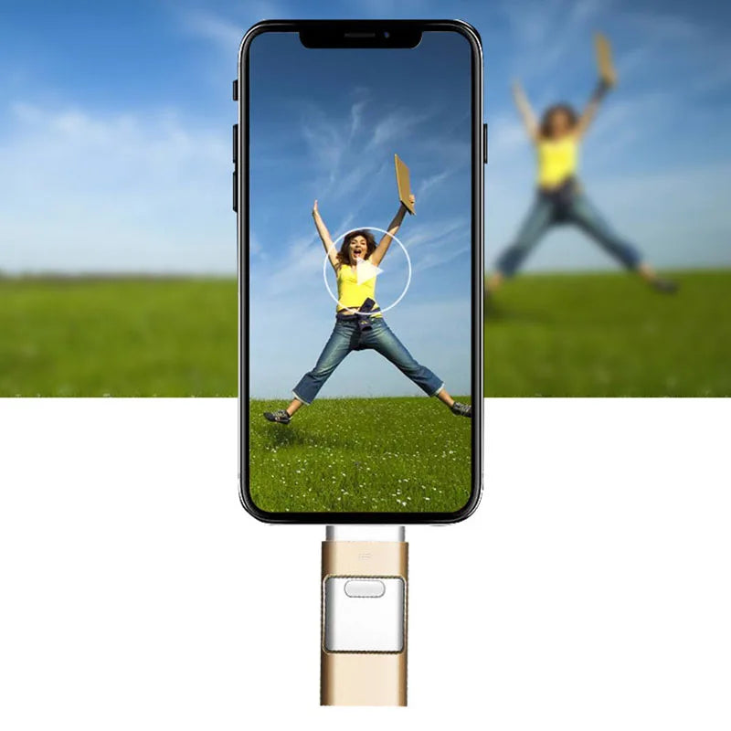 MaxStore™ All-In-One Flash Drive